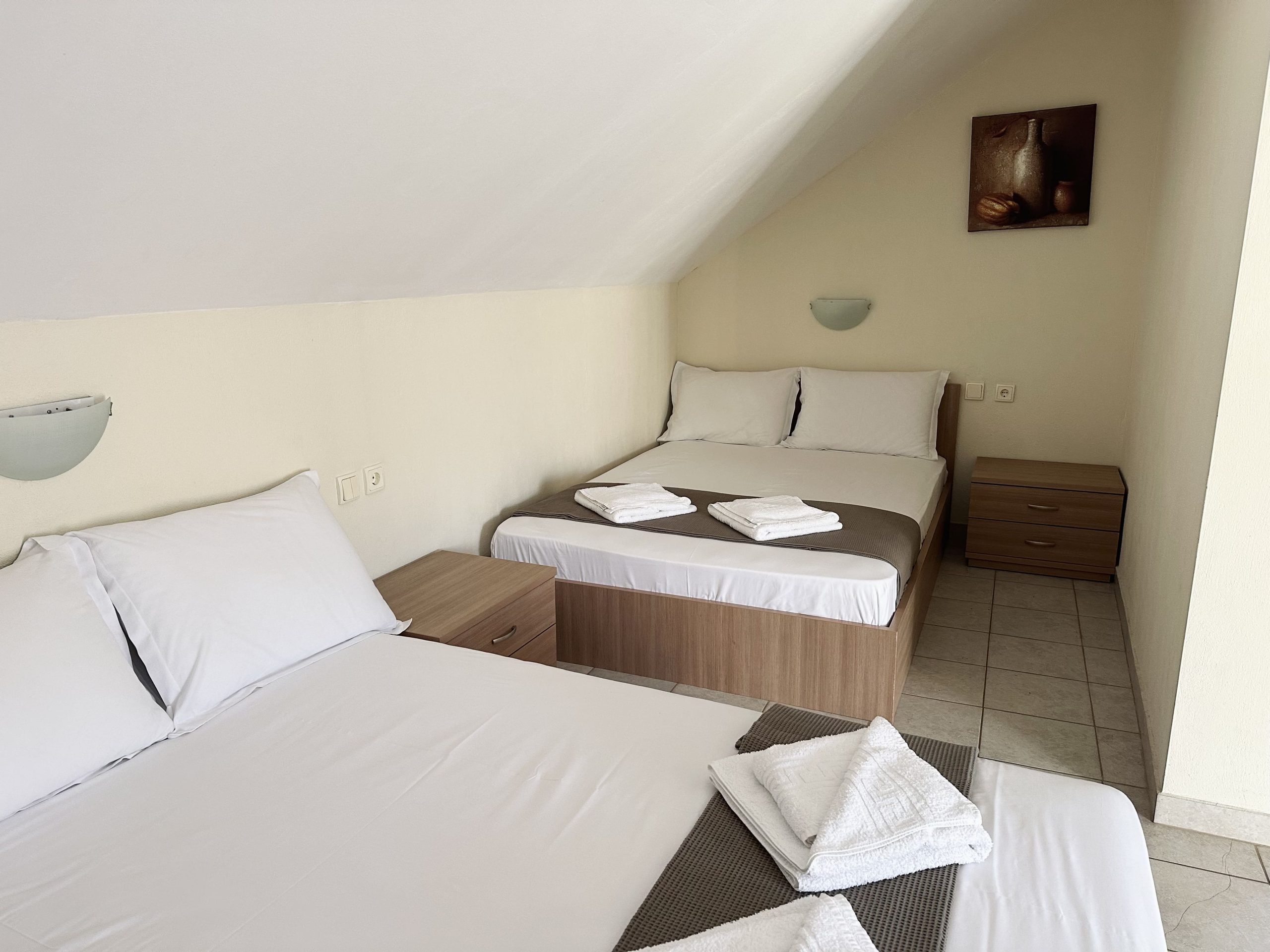 Anna Rooms (Villa Anna) - Nea Vrasna Accommodation