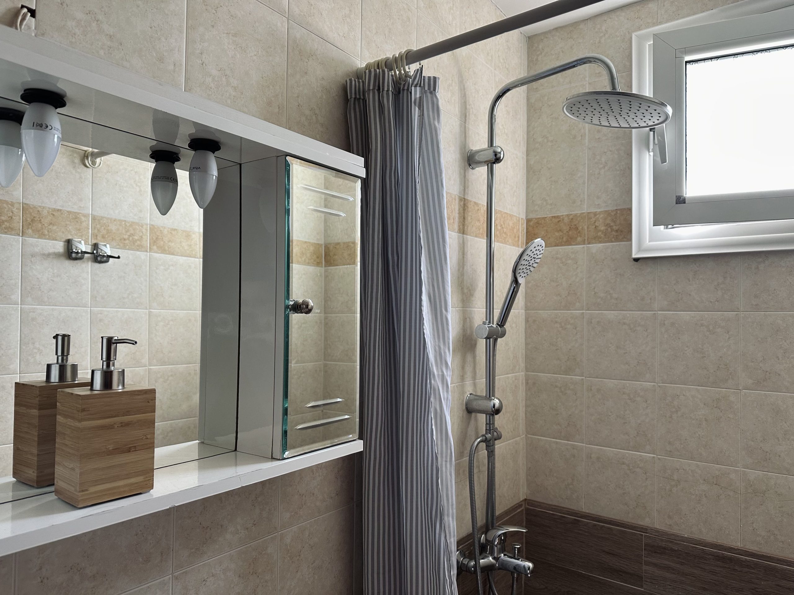 Anna Rooms (Villa Anna) - Studios for rent Nea Vrasna